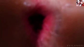 Milf wird gefistet, gefingert und im Dreier vollgespritzt videos