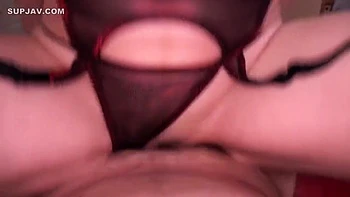 Азиатская брюнетка мастерица орального оргазма и буккаке videos