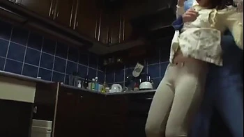 Cocu pendant qu'elle trompe à fond videos