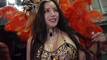 Maria Nagai suce une grosse queue avec son énorme cul videos