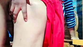 Belle demi-sœur musulmane indienne baise avec son demi-frère videos