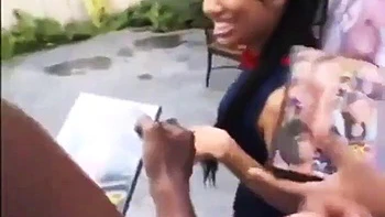 Tetas grandes se masturba y folla duro en doggy videos