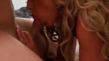 Taylor e Randy fodem loucamente com pau e bunda grande videos