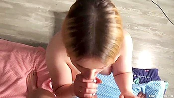 Fette Lippen-Schlampe Eliz Benson weiß, wie man fickt videos