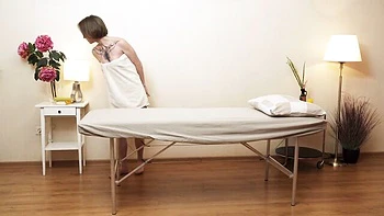 Garota animada no trailer safado videos