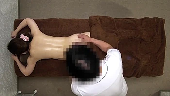 Anjo asiático teen seduz no casting amador japonês videos