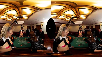 Blonde Latex-Bunny fickt hart auf japanischem Ozeandampfer videos