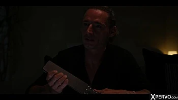 Little Caprice wird in Latex-Lingerie ausgepeitscht videos