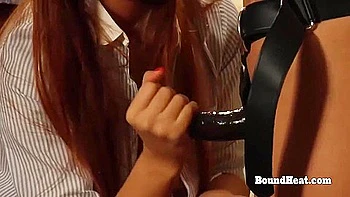 Jovem loira tcheca 18+ femdom lésbica bondage videos