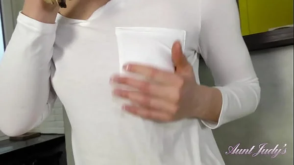 AuntJudys - 40yo Super-MILF Natie gets off in the Kitchen videos