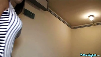 Brunette teen with shaved pussy sucks big cock for cash videos