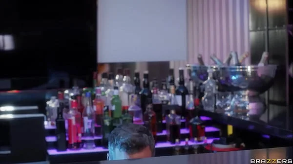 The Money Shot - (Lola Rose) / Brazzers  / stream full from www.zzfull.com/shot videos