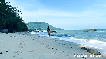 Sakura Hell's Beach Fingering and Pussy Play videos