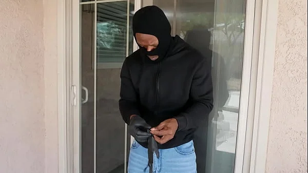 Invader - Kaiia Eve videos