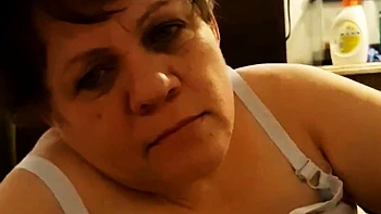 Kathy Boggs Sucks A Thick Cock videos
