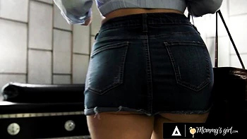 Smiling Nicole Aria's big ass clip videos