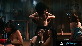 Serene Siren, Little Puck, Jane Wilde, Lulu Chu, Casey Calvert, Hailey Rose, And Penny Barber Explore Each Others videos