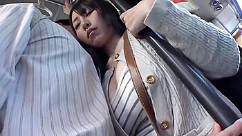 Sw304 Sawa Nakazato,hoshizaki Yuuna Busty Married Woman On A Crowded Bus! Uncensored videos
