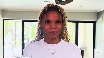 Big Tits Ebony Teen Debuts at Amateur Casting videos