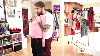 Hookup Hotshot featuring Avery Moon and Bryan Gozzling's behind the scenes dirt videos