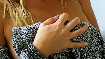 Teen Linda slips out of her tiny panties videos
